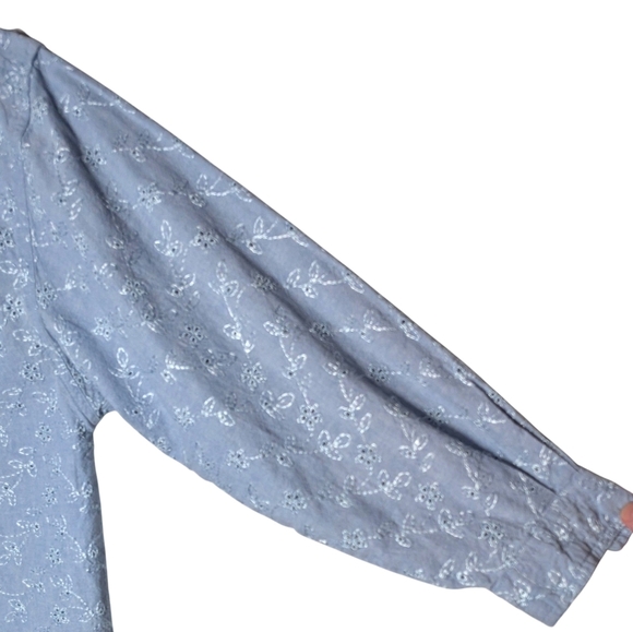 Vintage Chambray Embroidered Eyelet Floral Button-Up Shirt QPS Light Blue Size M - Picture 5 of 12